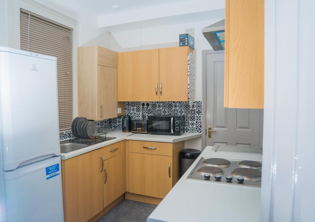 The Highfield Villa, 5 Bedrooms, Northampton Centre, Sleeps 10 Exteriér fotografie