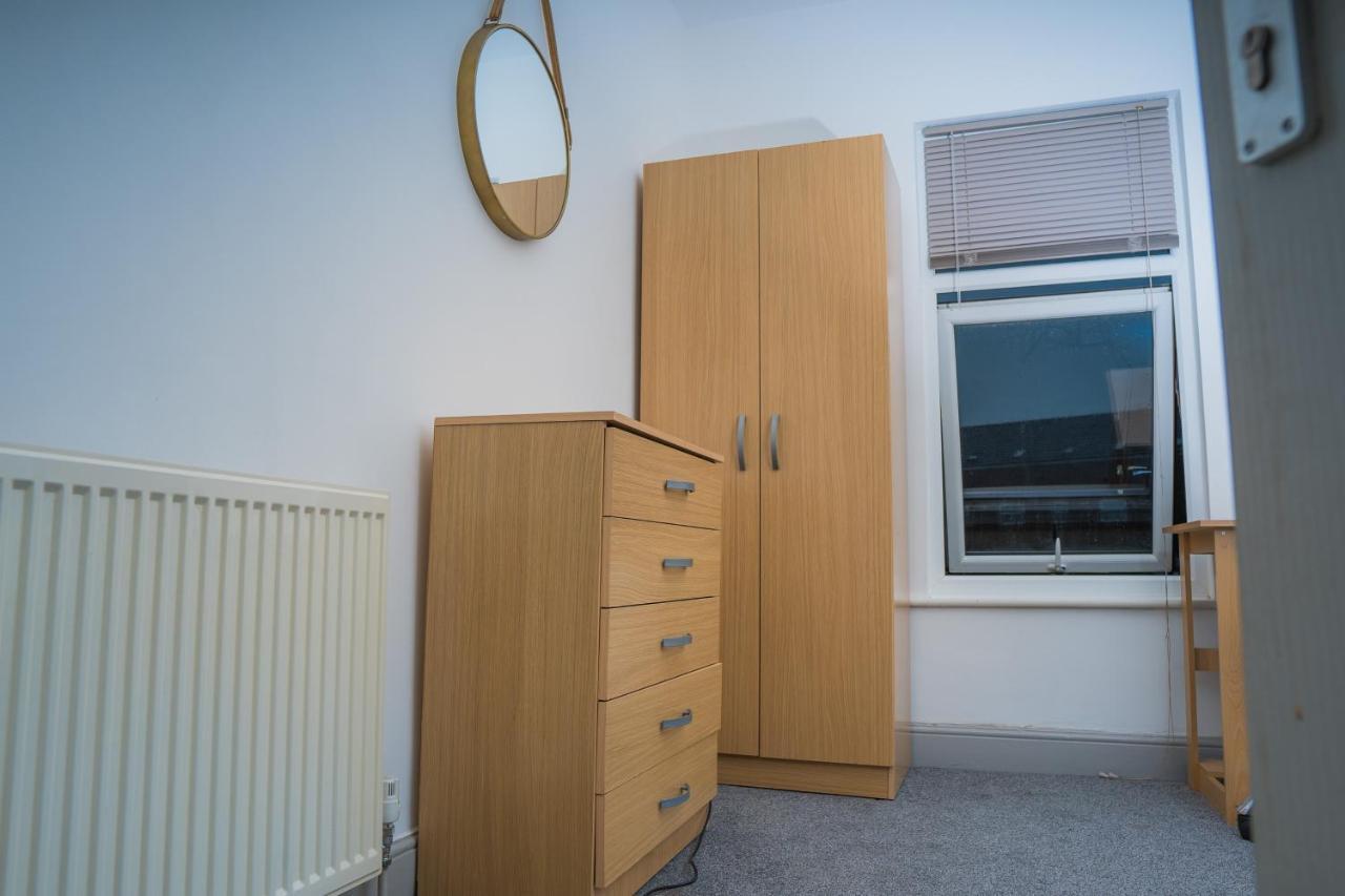 The Highfield Villa, 5 Bedrooms, Northampton Centre, Sleeps 10 Exteriér fotografie