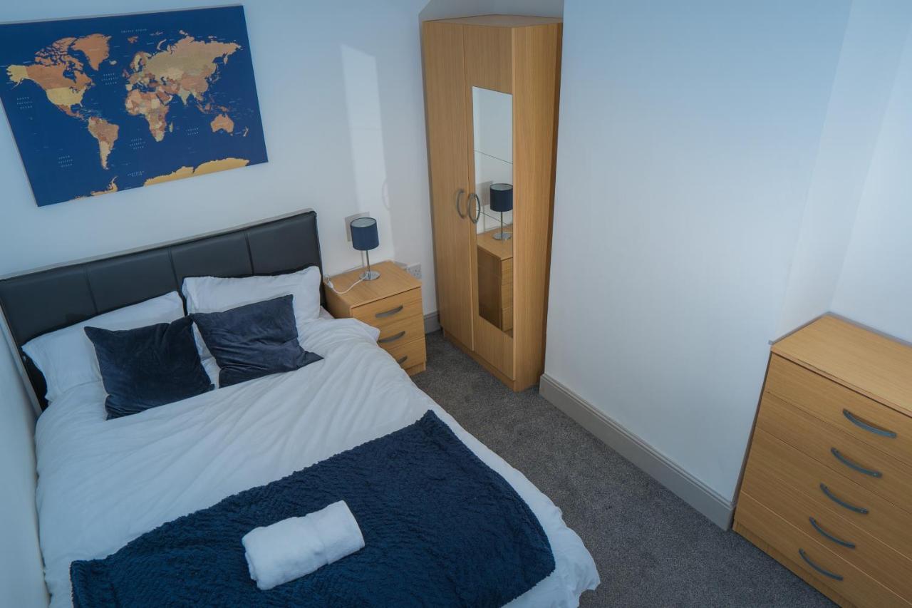 The Highfield Villa, 5 Bedrooms, Northampton Centre, Sleeps 10 Exteriér fotografie